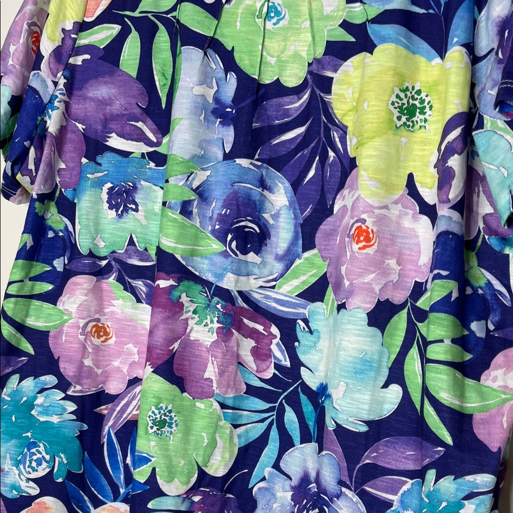 Alfred Dunner Multicolor Floral Short Sleeve Tee - Picture 4 of 8